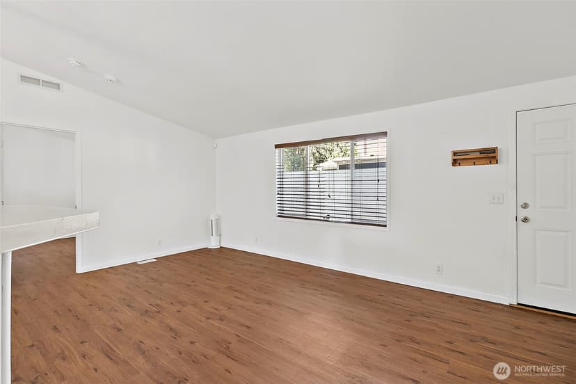 Property photo for 1720 Maple Lane Court #22, Kent photo 15