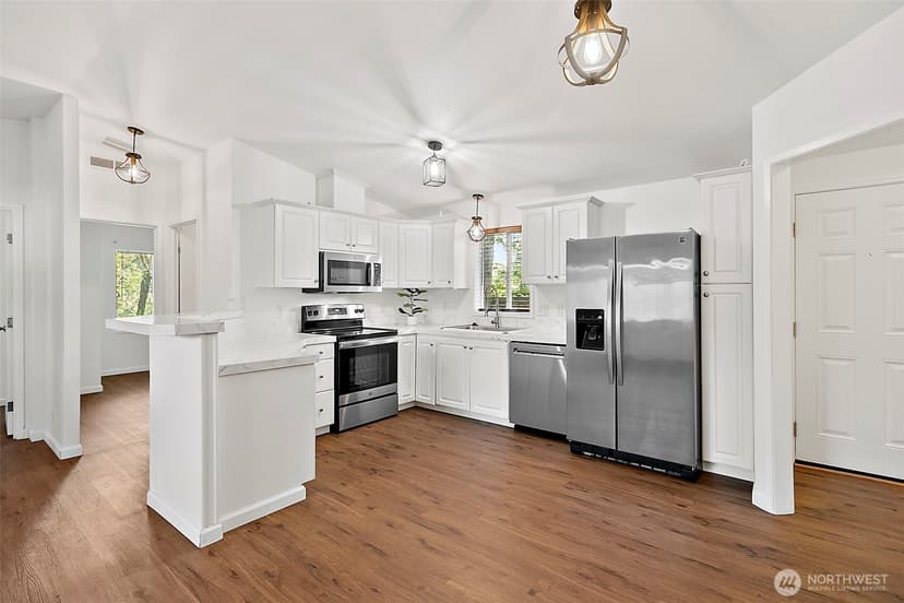 Property photo for 1720 Maple Lane Court #22, Kent photo 10