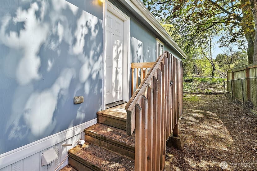 Property photo for 1720 Maple Lane Court #22, Kent photo 6