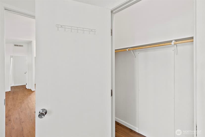 Property photo for 1720 Maple Lane Court #22, Kent photo 27