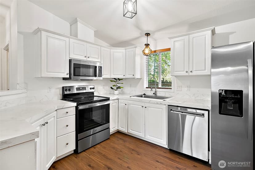 Property photo for 1720 Maple Lane Court #22, Kent photo 11