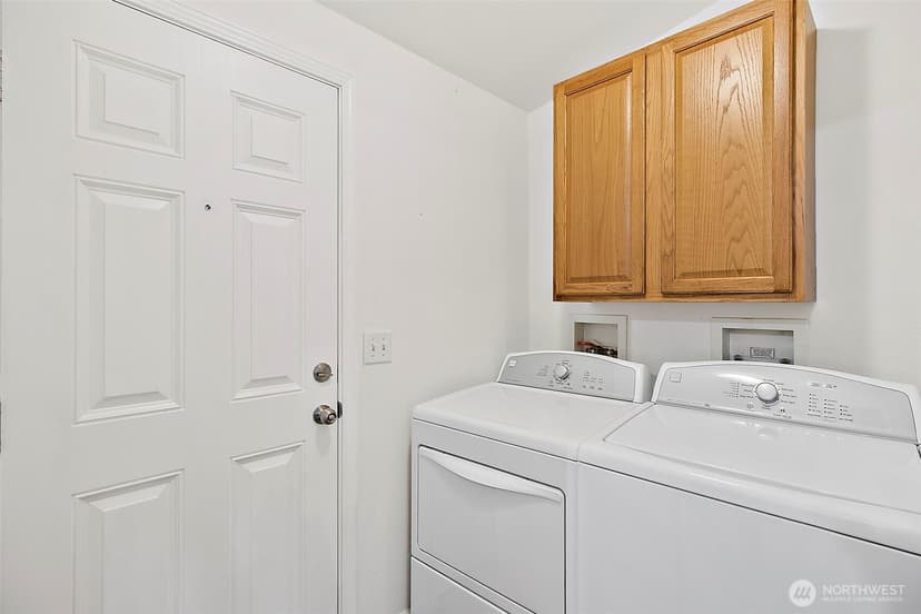 Property photo for 1720 Maple Lane Court #22, Kent photo 22