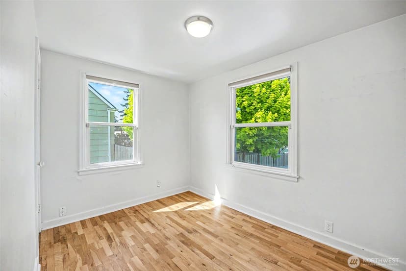 Property photo for 622 N Howard Street, Tacoma photo 9