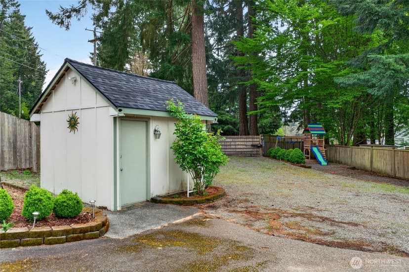 Property photo for 6201 75th Avenue Ct W, University Place photo 35