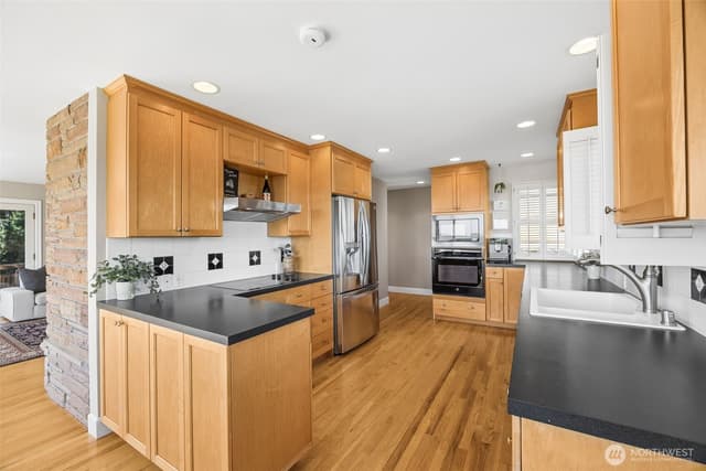 Property photo for 20811 8th Ave S, Des Moines photo 4