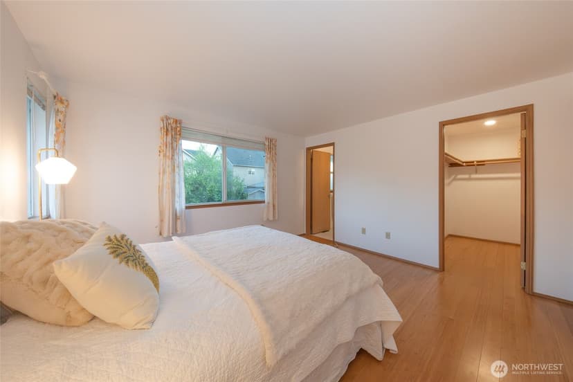 Property photo for 830 234th Street SE, Bothell photo 10