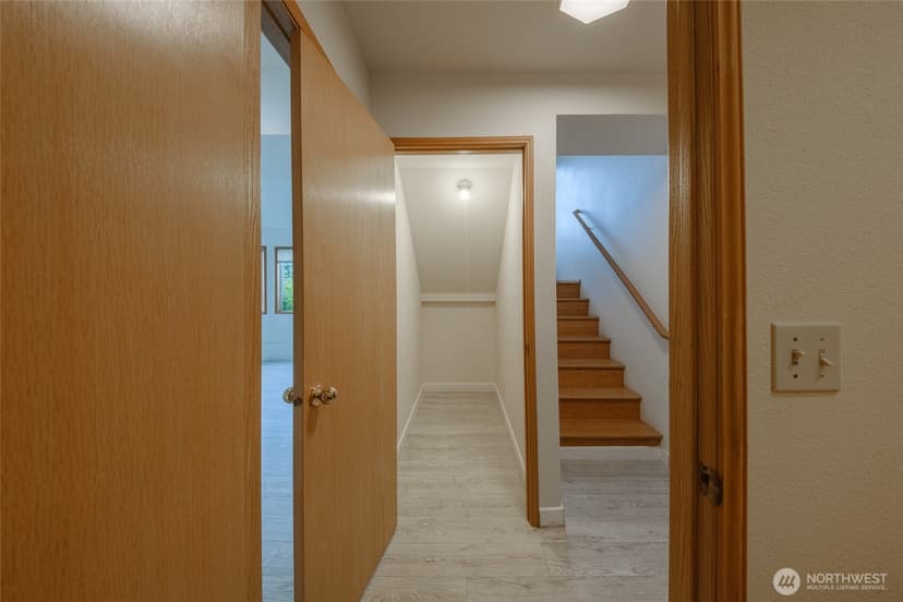 Property photo for 830 234th Street SE, Bothell photo 21
