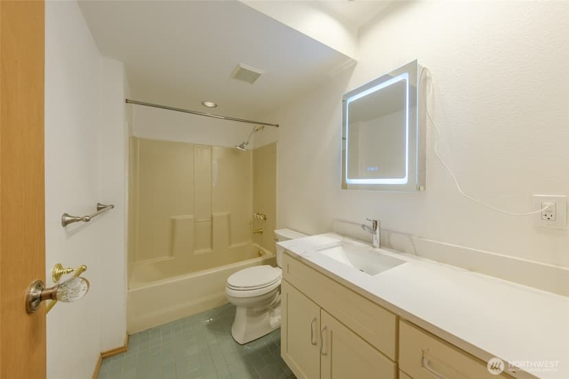 Property photo for 830 234th Street SE, Bothell photo 20