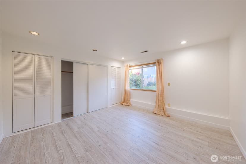 Property photo for 830 234th Street SE, Bothell photo 16