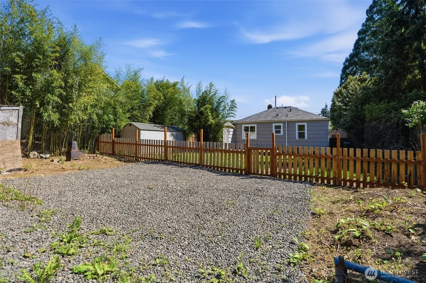 Property photo for 1329 N Cambrian Avenue, Bremerton photo 31