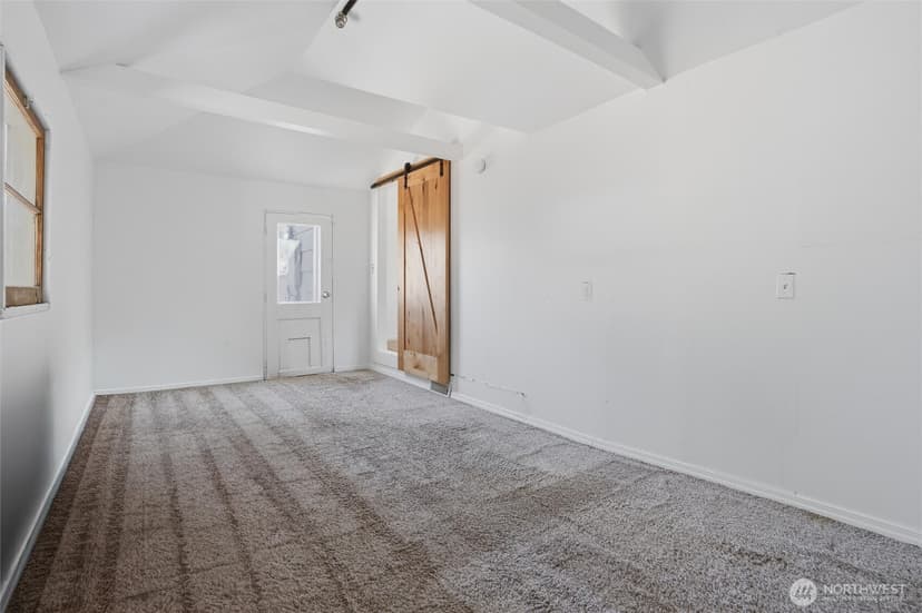 Property photo for 1329 N Cambrian Avenue, Bremerton photo 19