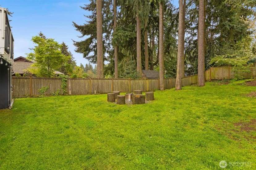 Property photo for 1241 S 129th Street, Burien photo 24