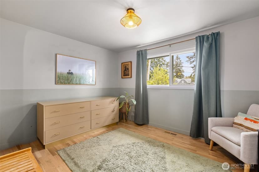 Property photo for 1241 S 129th Street, Burien photo 13
