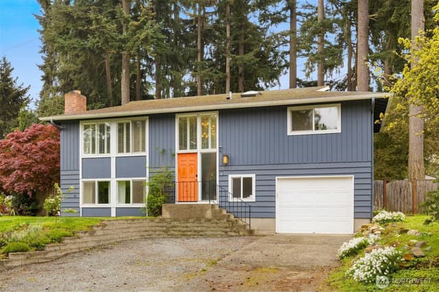 Property photo for 1241 S 129th Street, Burien