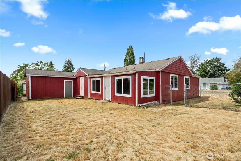 Property photo for 3236 Phillips Avenue, Bremerton photo 22