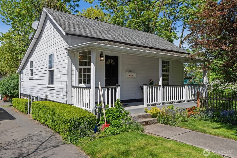 Property photo for 60 Cedar Avenue, Snohomish photo 2