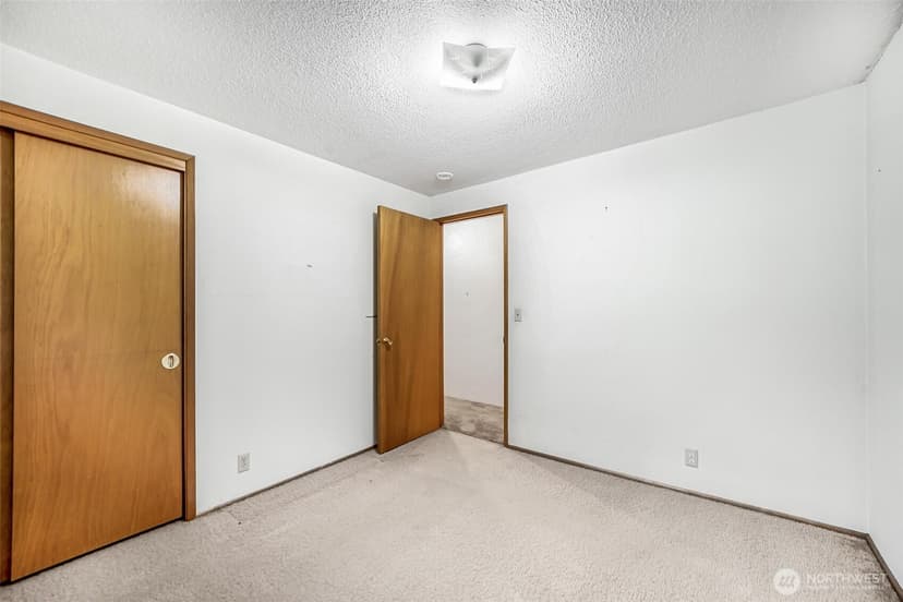 Property photo for 11704 92nd Avenue E, Puyallup photo 14