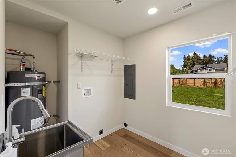 Property photo for 3302 119th Avenue E, Edgewood photo 26