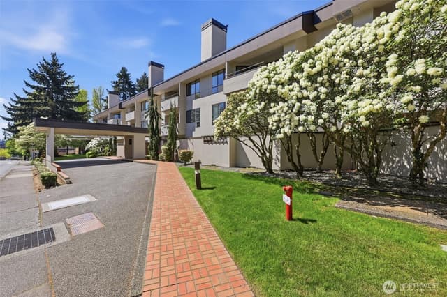 Property photo for 401 100th Avenue NE #209, Bellevue