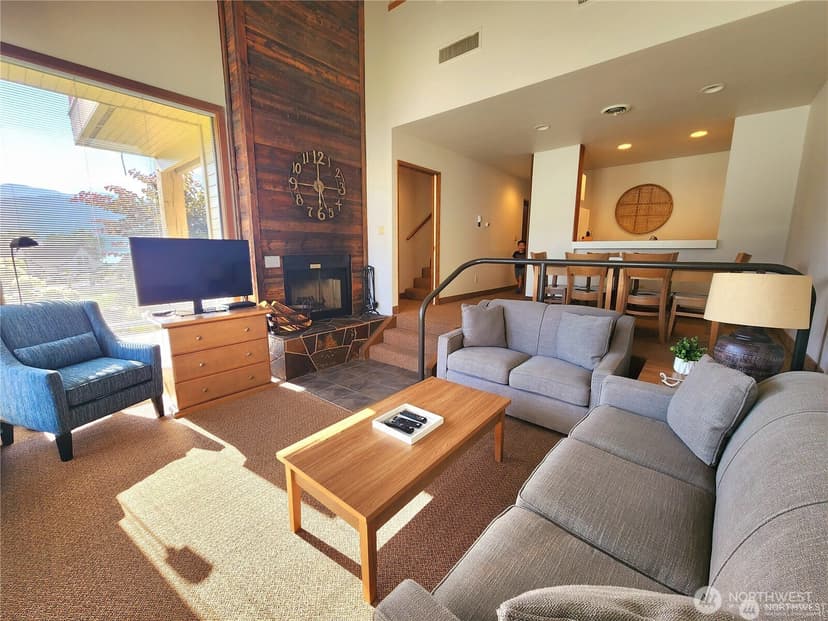 Property photo for 1 Nekquelekin 411-J, Manson photo 11