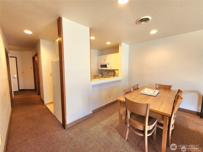 Property photo for 1 Nekquelekin 411-J, Manson photo 14