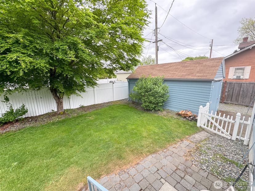 Property photo for 215 J Street SE, Auburn photo 29