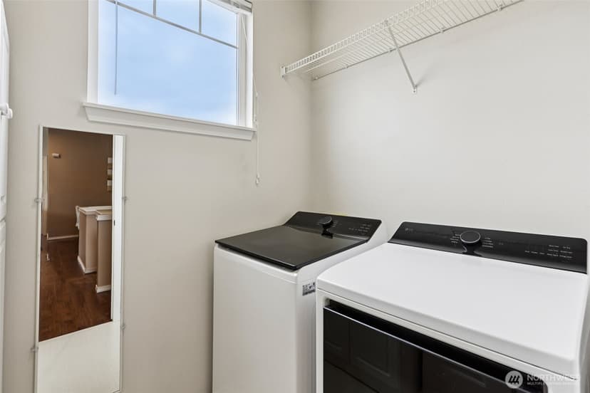 Property photo for 441 S 51st Court, Renton photo 18