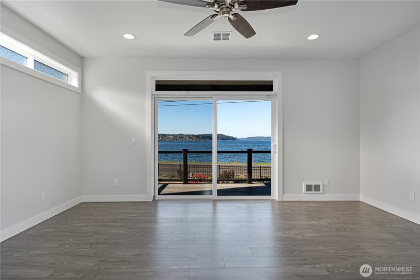Property photo for 1253 Beach Drive E, Port Orchard photo 30
