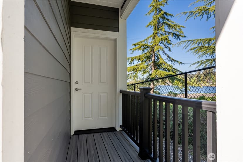 Property photo for 1253 Beach Drive E, Port Orchard photo 36
