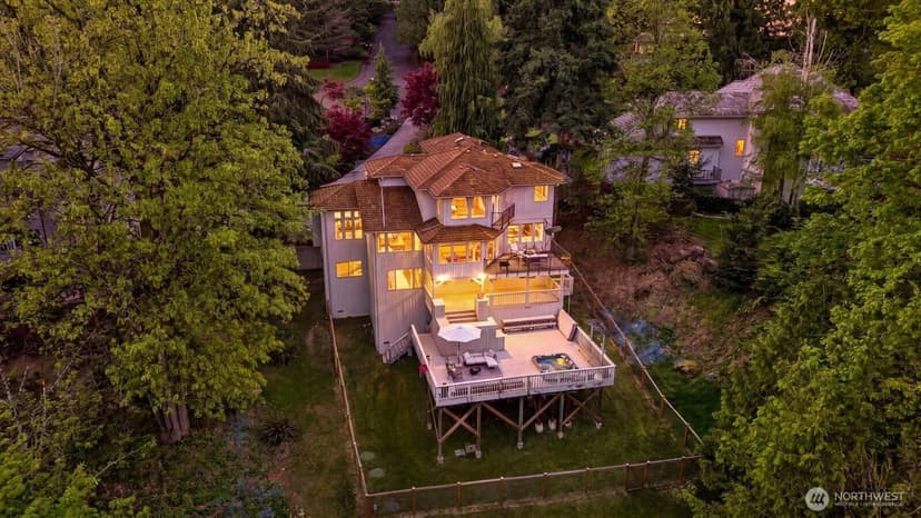 Property photo for 13032 204th Place SE, Issaquah photo 40