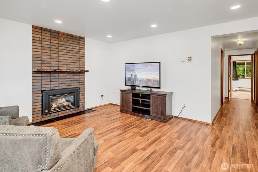 Property photo for 921 Pershing Ave #101, Bremerton photo 14