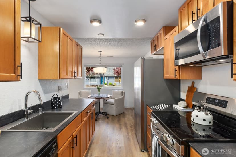 Property photo for 1421 W Casino Road #A23, Everett photo 5