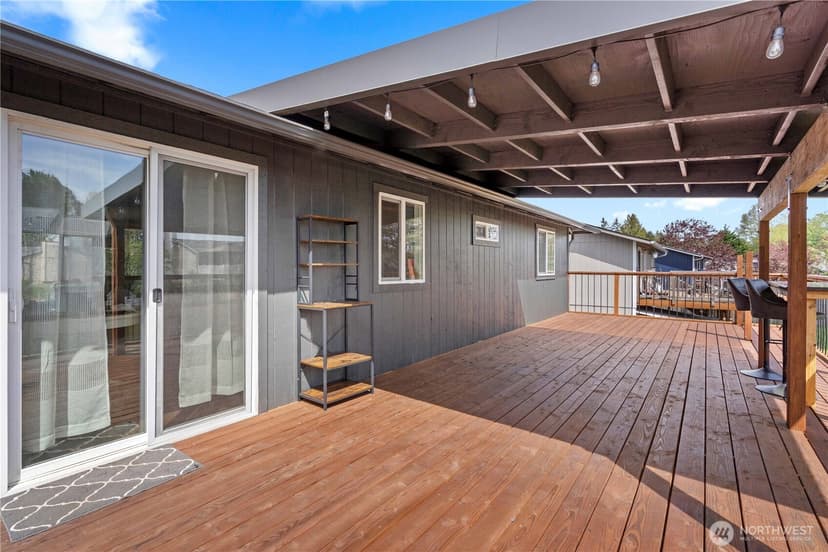 Property photo for 5555 34th Street Loop NE, Tacoma photo 23
