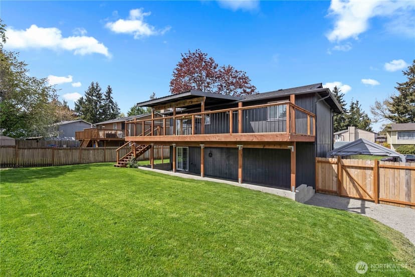 Property photo for 5555 34th Street Loop NE, Tacoma photo 27