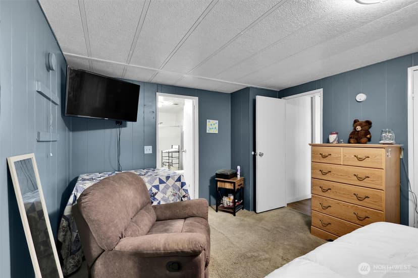 Property photo for 9007 53rd Avenue Ct E, Tacoma photo 10