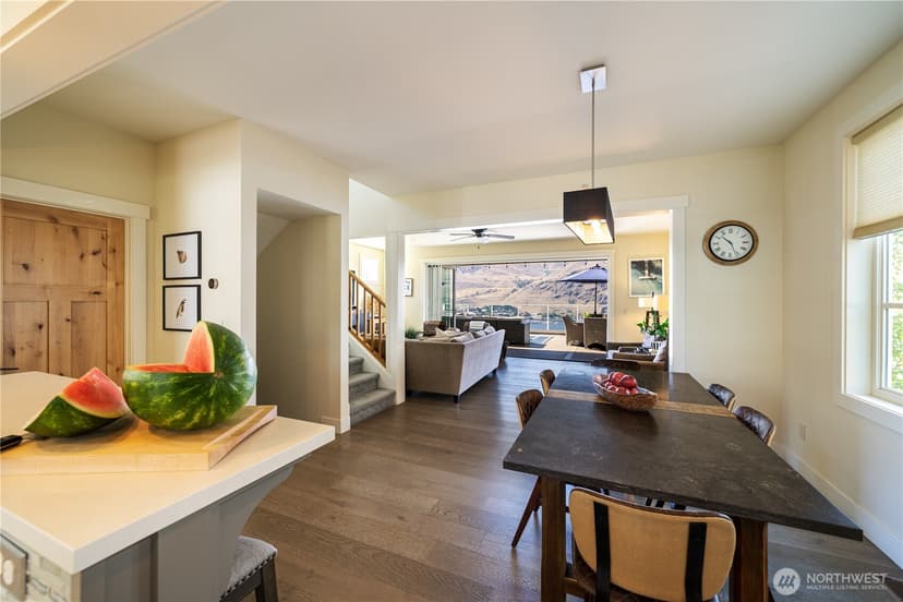 Property photo for 350 Porcupine Lane, Chelan photo 10