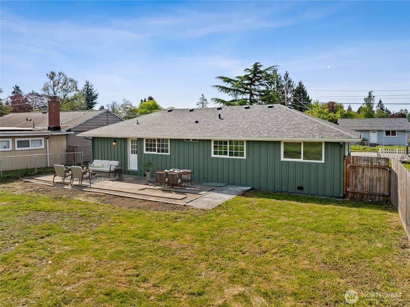 Property photo for 928 Dibb Street, Bremerton photo 3