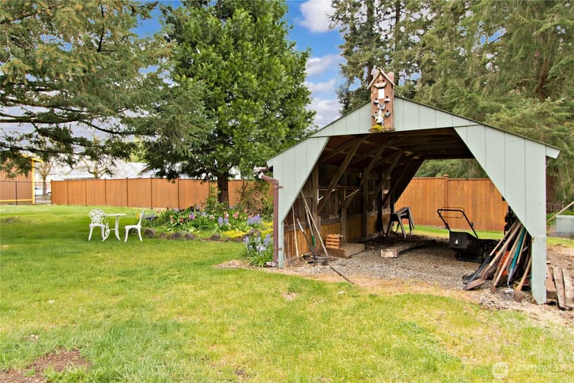 Property photo for 25040 180th Avenue SE, Kent photo 24