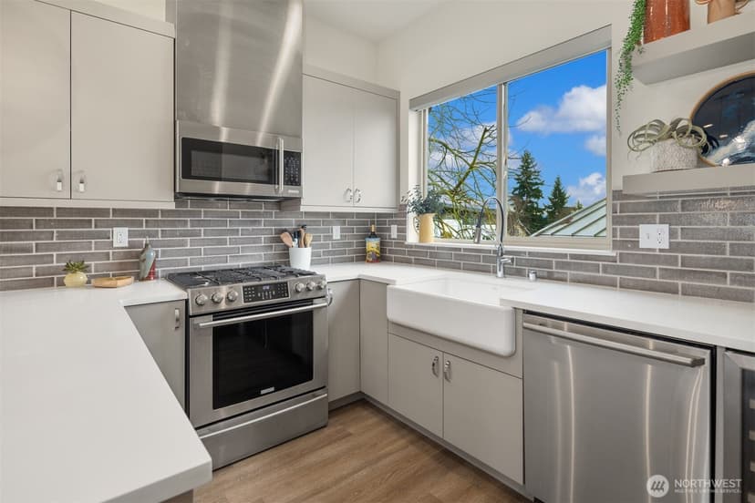 Property photo for 2605 NW 64th Street, Seattle photo 11