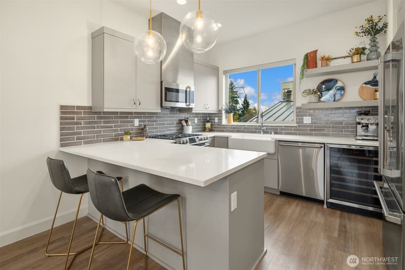 Property photo for 2605 NW 64th Street, Seattle photo 9