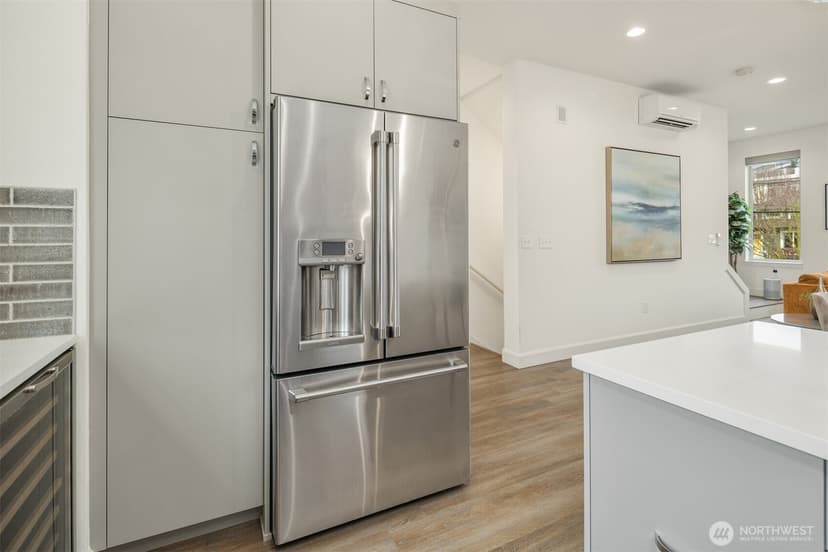 Property photo for 2605 NW 64th Street, Seattle photo 12