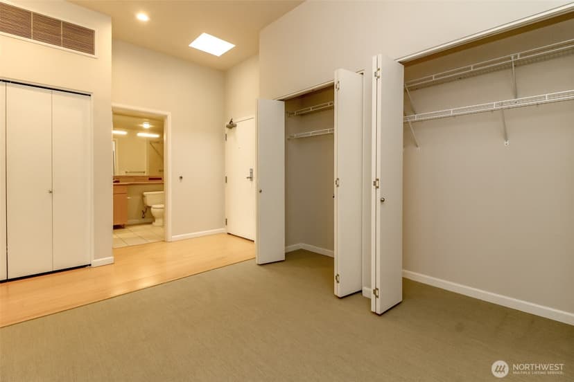 Property photo for 17 W Mercer Street #301, Seattle photo 26