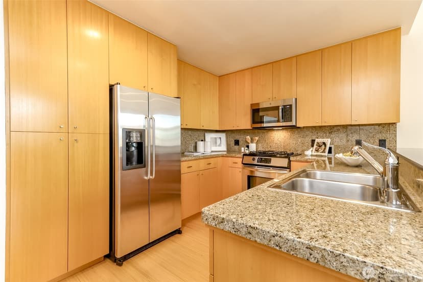 Property photo for 17 W Mercer Street #301, Seattle photo 11