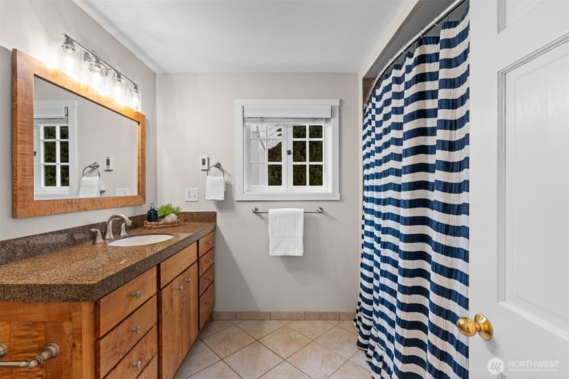 Property photo for 3012 Marine Drive, Bremerton photo 33