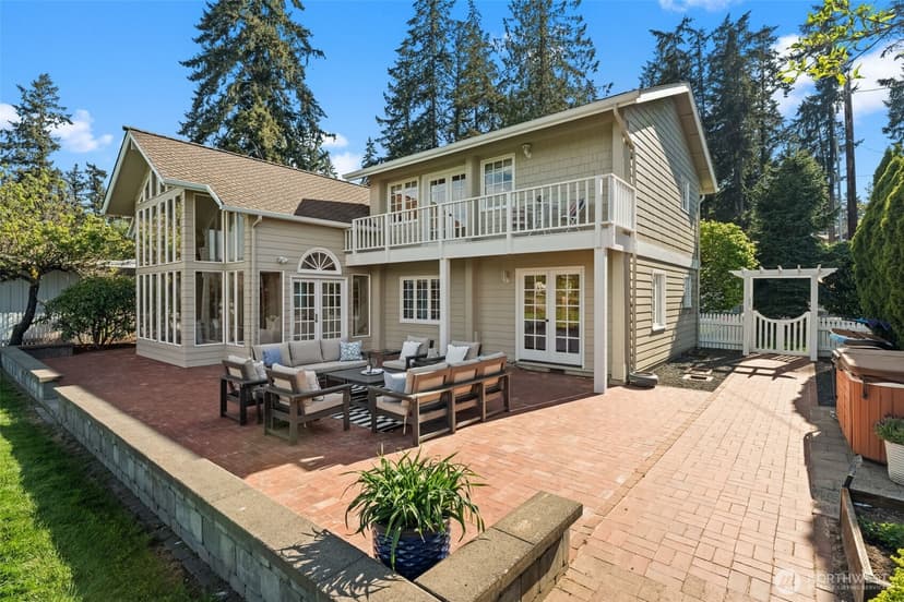 Property photo for 3012 Marine Drive, Bremerton photo 6