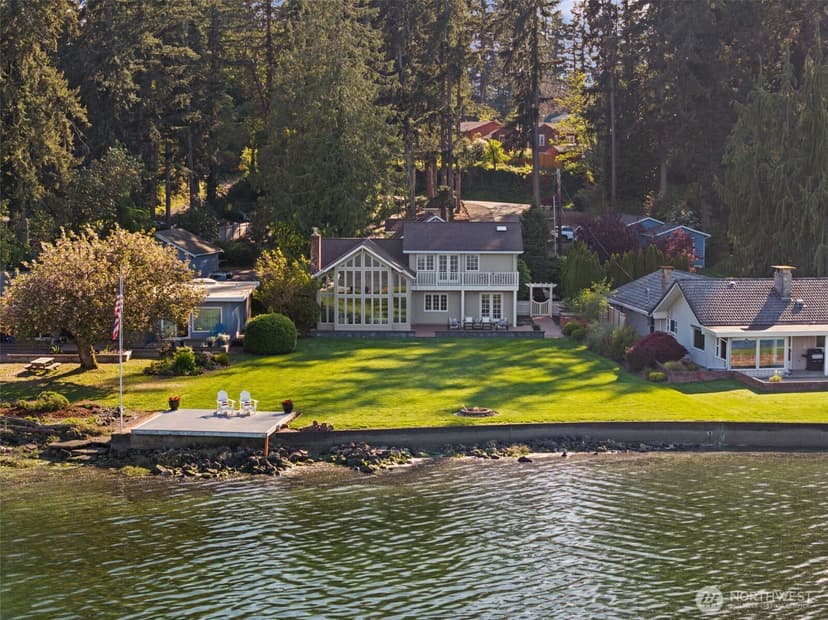 Property photo for 3012 Marine Drive, Bremerton