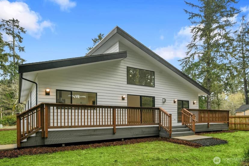 Property photo for 159 Duck lake Drive SE, Ocean Shores photo 19