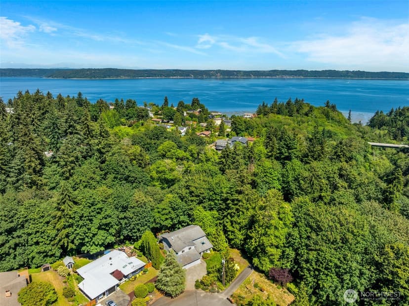 Property photo for 6344 Agnes Road NE, Tacoma photo 34