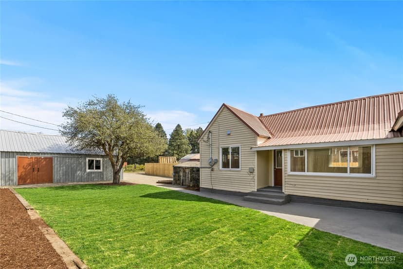 Property photo for 108 Yakima Avenue, Cle Elum
