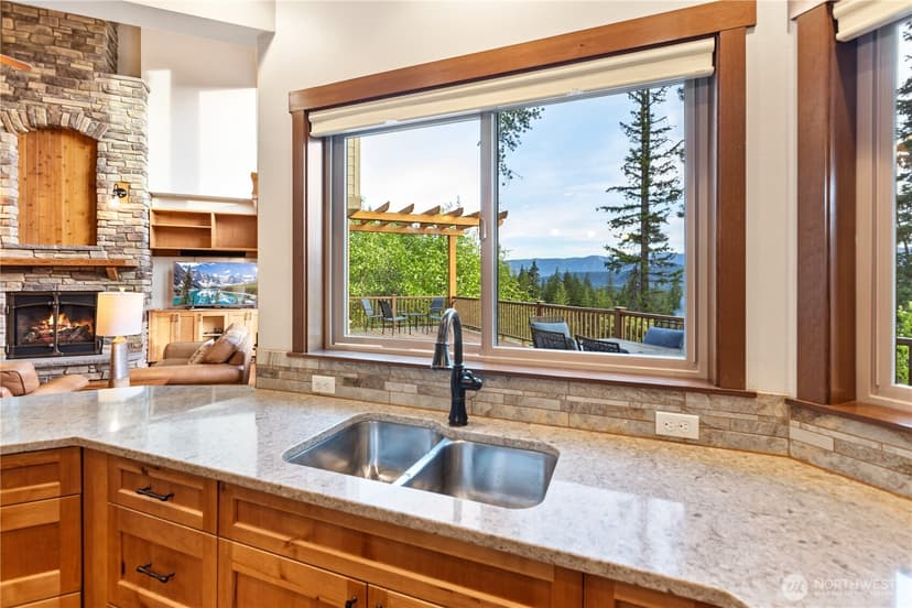 Property photo for 72 Telluride Drive, Ronald photo 8
